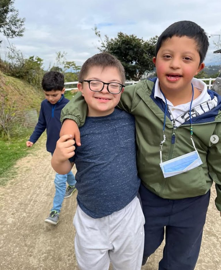 Niños en Kawallu